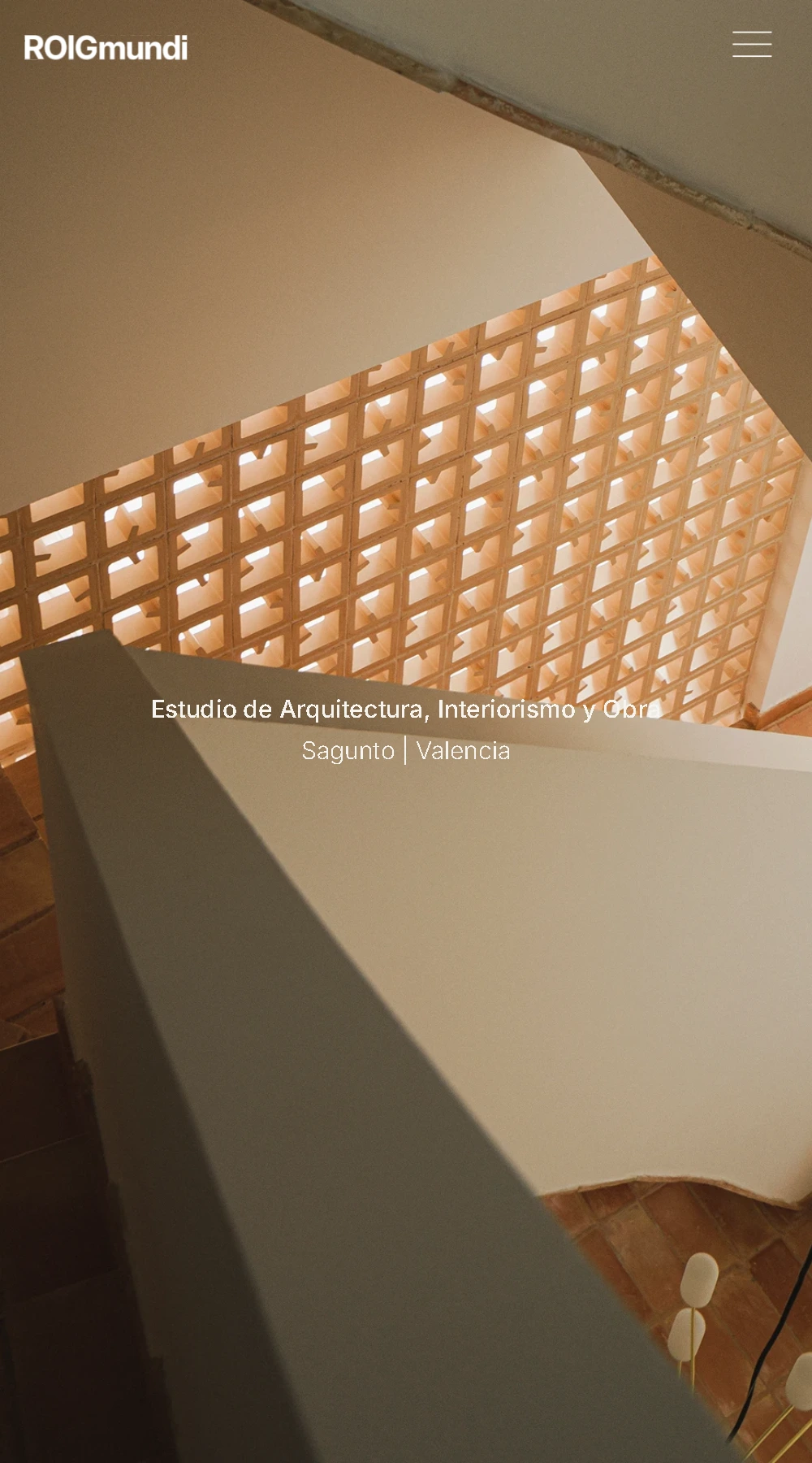 Captura de la web de ROIGmundi en móvil